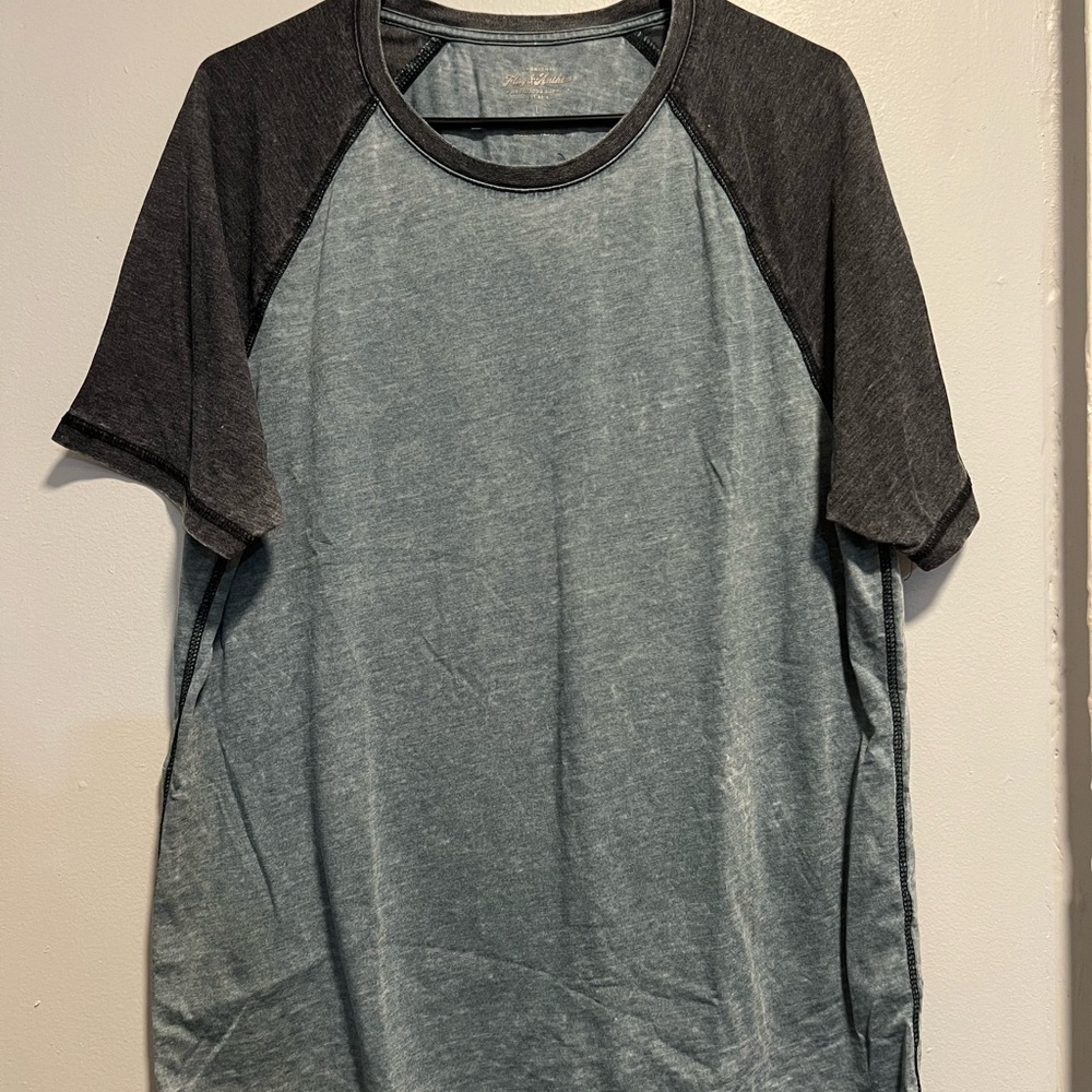 Men's Casual Two-Tone Blue and Gray T-Shirt